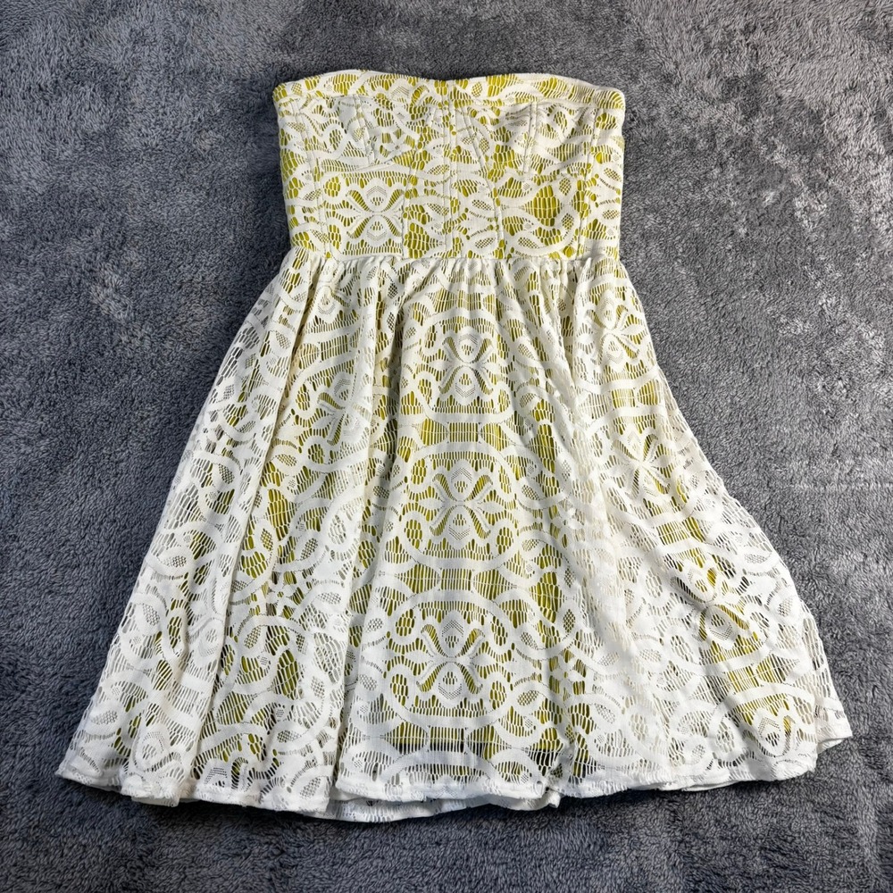 GUESS Los Angeles White Lace Strapless Dress Chartreuse Yellow Lining Size 6